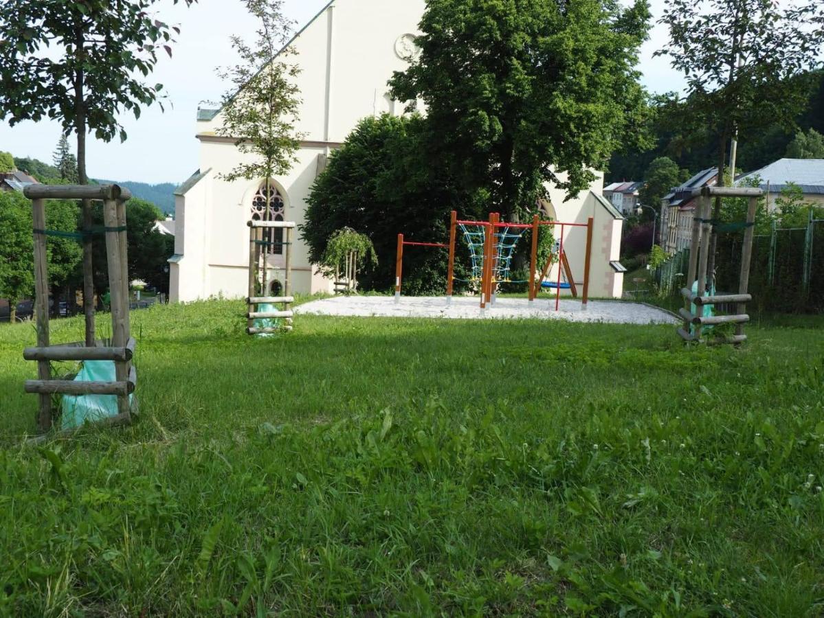 U Vahy Jachymov Apartment ภายนอก รูปภาพ